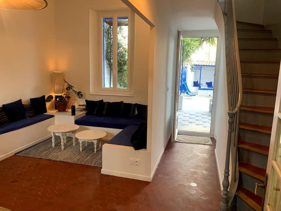 Villa En Bord De Mer A Malmousque Марсилия Екстериор снимка