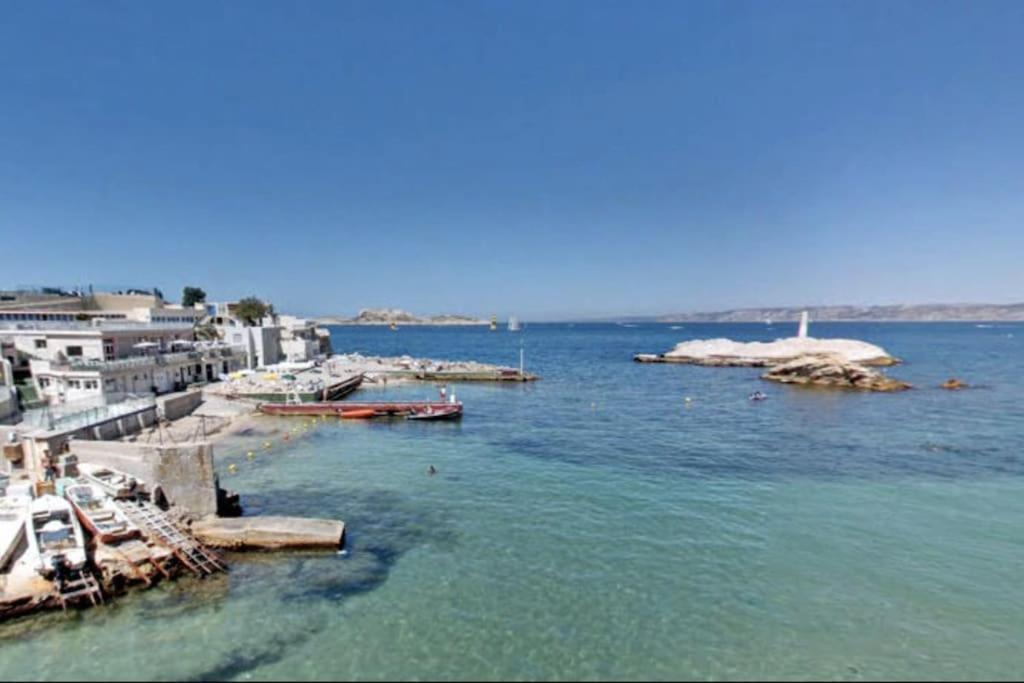 Villa En Bord De Mer A Malmousque Марсилия Екстериор снимка