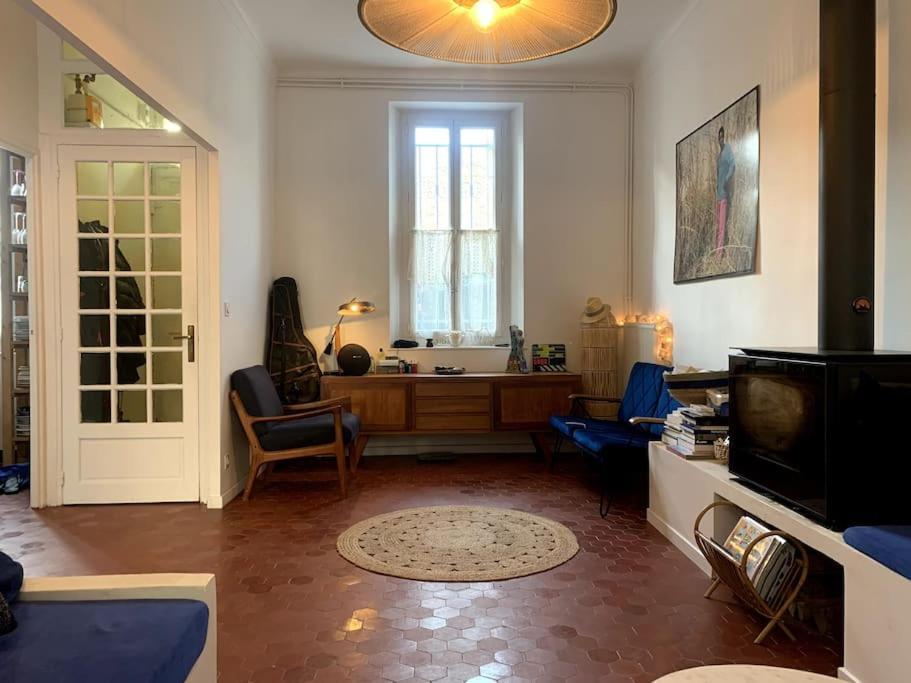 Villa En Bord De Mer A Malmousque Марсилия Екстериор снимка
